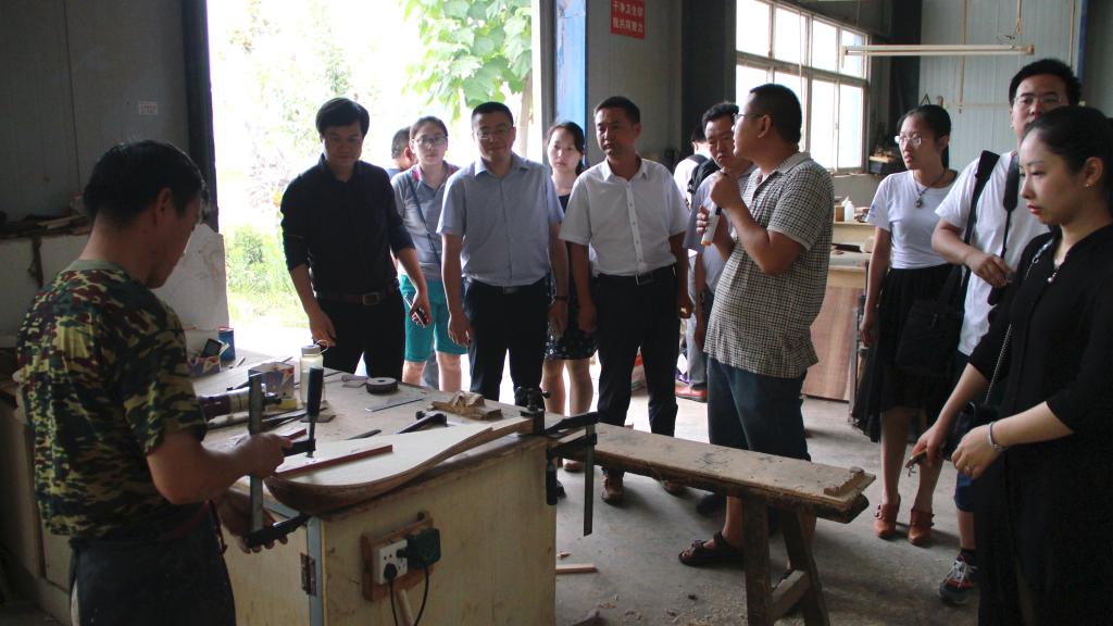 我校“走进兰考,走进焦裕禄”社会实践团赴河南兰考开展服务助力精准扶贫