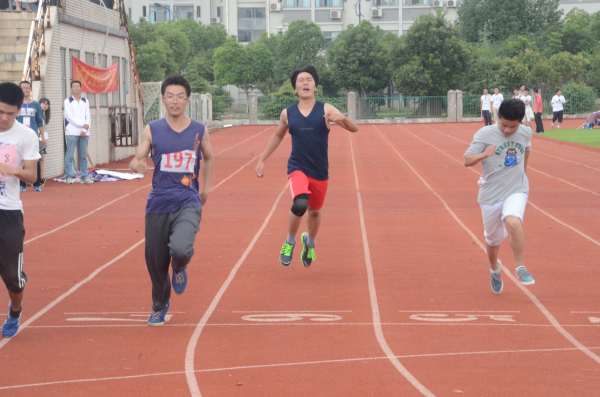 【物联网学院】江南大学物联网工程学院第五届院田径运动会顺利举办