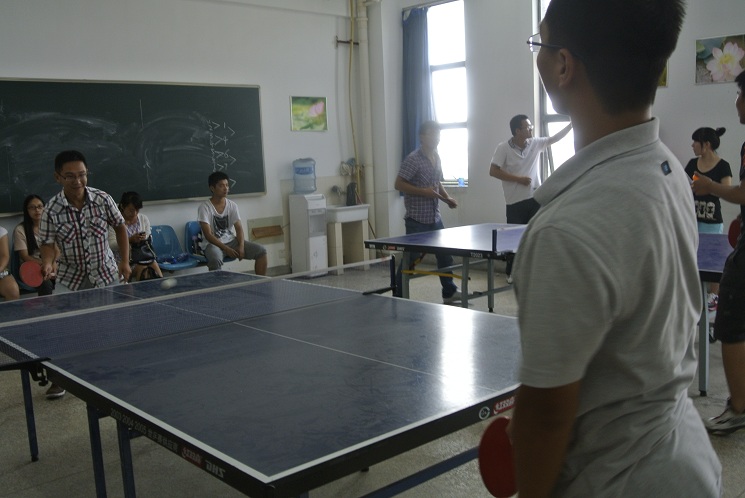 【理学院】“研途有理”体育嘉年华乒乓球赛