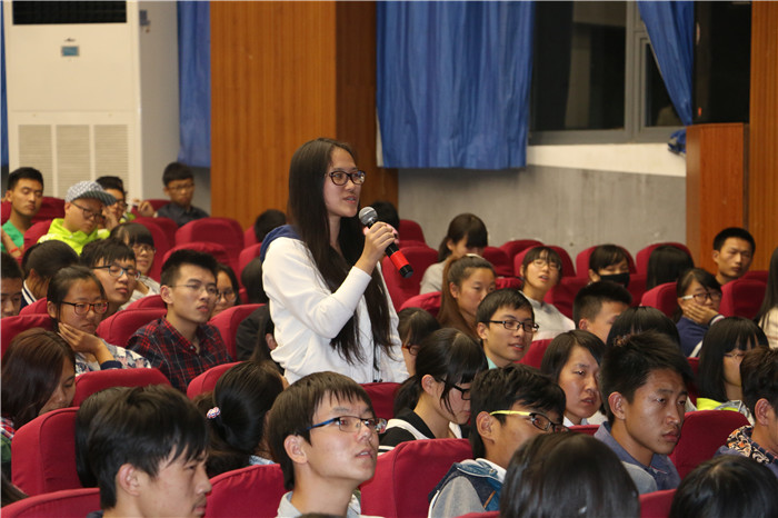 【数媒学院】与信仰对话，飞young中国梦——记唐忠宝老师“思想启蒙与价值重建”专题讲座