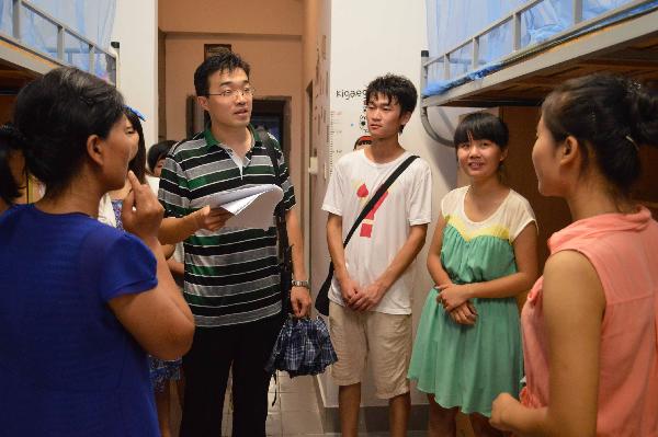 【生工学院】生工学院党员教师深入一线抓好新生入学教育