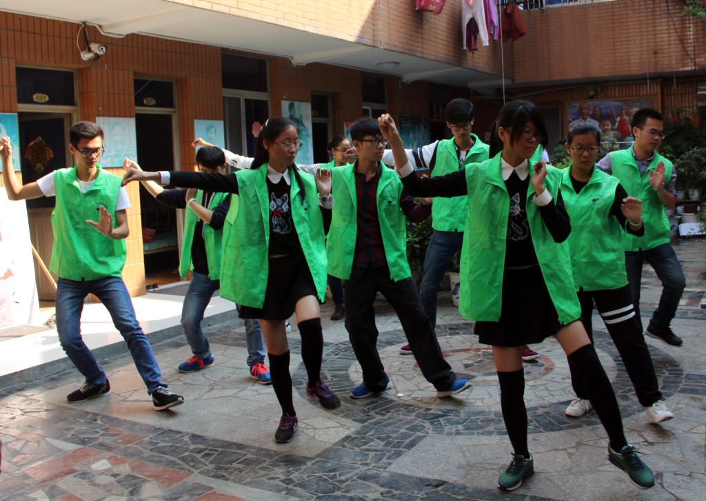【化工学院】你的温暖，我的阳光 ——记化工学院敬老院之行