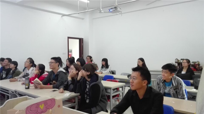 【数媒学院】数媒环土学生组织开展PS培训