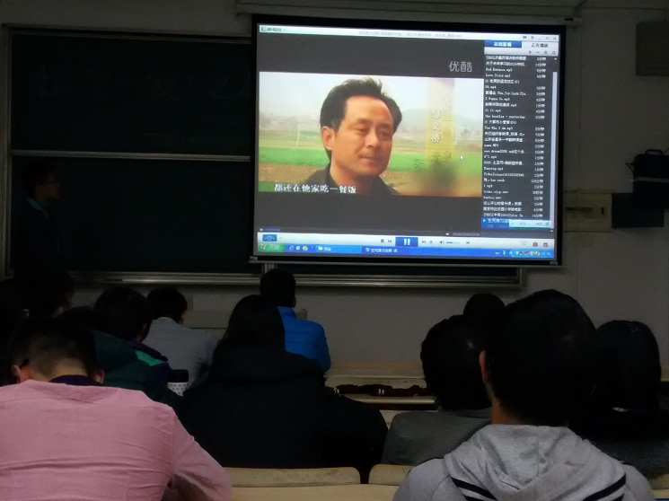 【理学院】实践出真知在行动，核心价值观记心间——理学院14级“习卷理院 魅丽不减”团日活动