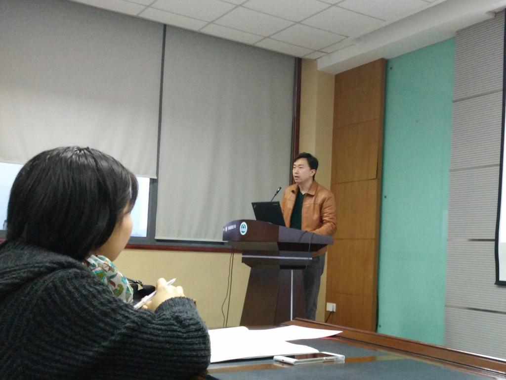 【食品学院】食品学院召开2015年学生班团干部会议