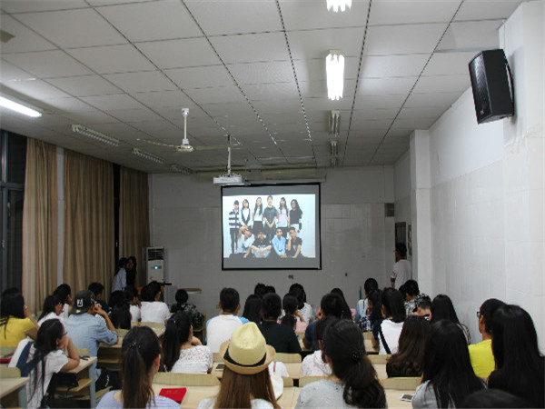 【药学院】回顾精彩往昔，希冀美好未来——药学院举办第四届学生会第二次全体大会暨换届仪式