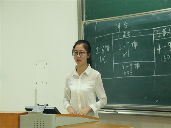 【药学院】感怀于相授，知新助远航——记药学院2016新老生交流会圆满结束