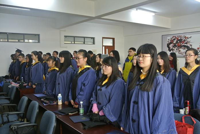 【理学院】理学院举行2015届研究生毕业典礼暨学位授予仪式