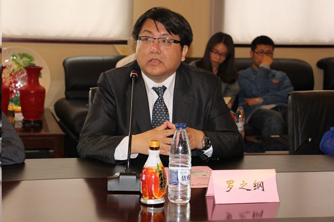 【食品学院】2016康师傅控股——江南大学“康师傅奖助学金”捐赠签约仪式暨康师傅控股加盟江大学董事单位仪式顺利举行