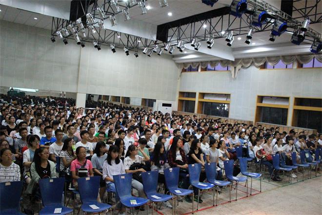 【纺服学院】纺服学院举办新生安全教育讲座