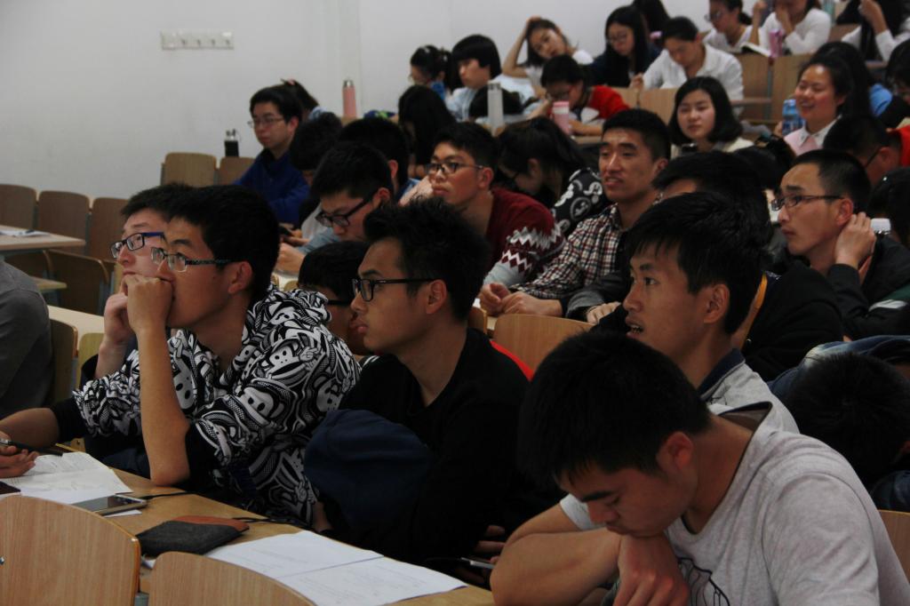 【化工学院】化工学院邀请唐忠宝教授解读“两岸关系新形势”