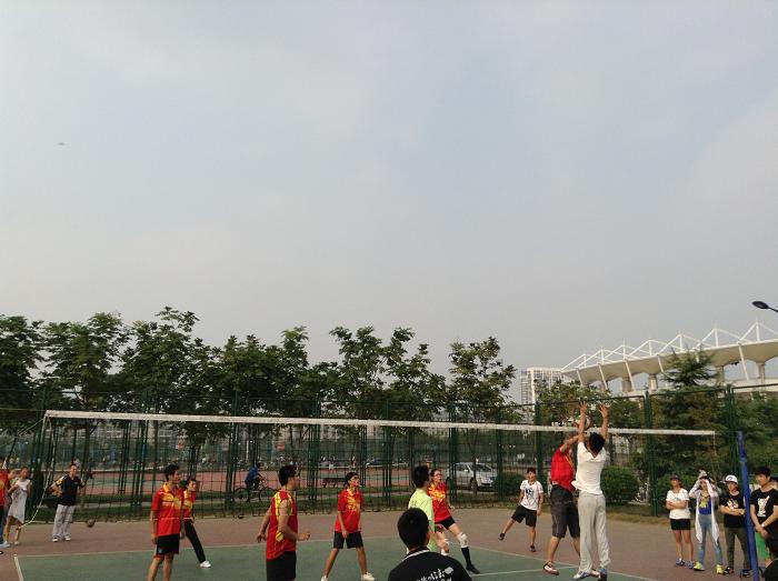【理学院】理法学院友谊排球赛激战犹酣
