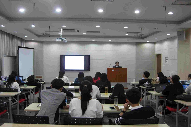 【人文学院】人文学院研究生会“Power your point, fly your word”PPT及简历制作培训圆满举行