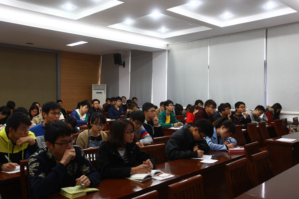 【物联网学院】笃实力行，溯源求新——物联网工程学院第六届“英飞凌”卓越工程师训练营笃实讲堂顺利开展
