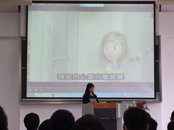 【物联网学院】崇尚健康心理，做情绪的主人——物联网工程学院新生心理健康讲座成功举办