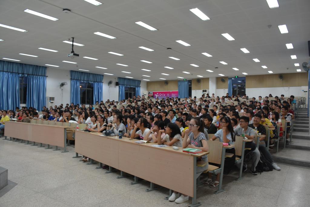【食品学院】健康成长，从心开始