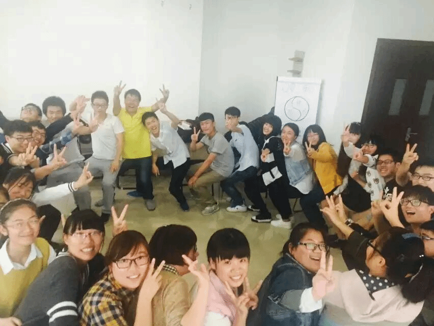 【医学院】聚是一团火 散若满天星 ——记临床1401班级“团队凝聚力”主题团辅