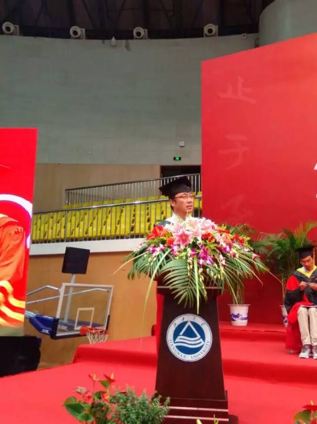 【医学院】青春不散场  筑梦启新航 ----医学院2015届护理专业毕业生顺利毕业