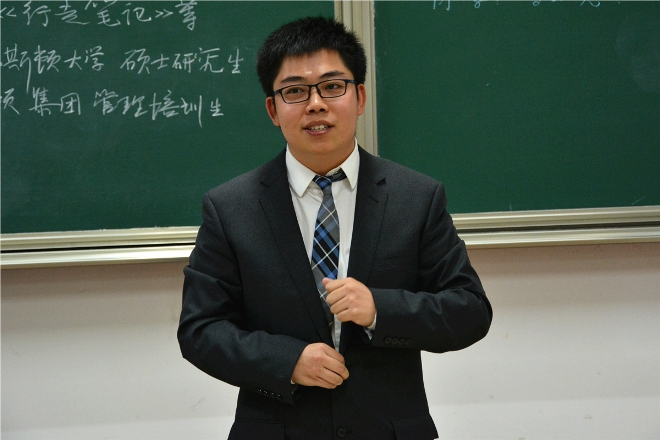 【商学院】企业家辅导员引导同学“爱尚阅读”，让书香溢满校园