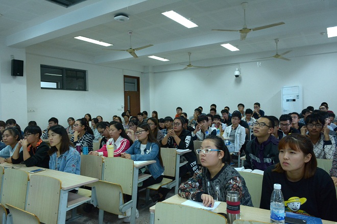 【化工学院】妥善规划 赢在校园            ——化工学院化工系卓工计划提升讲座顺利举行
