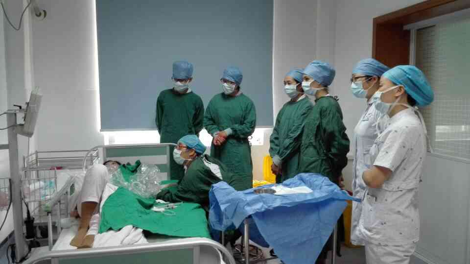 【医学院】我院中外临床护理技能实训与学术交流项目团顺利完成附院课程