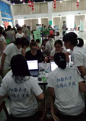 【医学院】人文关怀迎新彦 道是无“晴”却有“情”——江南大学无锡医学院2014级迎新工作圆满结束