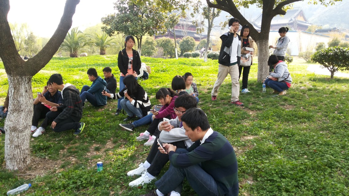 【化工学院】低碳环保，绿意盎然 ——化工1303班团日活动