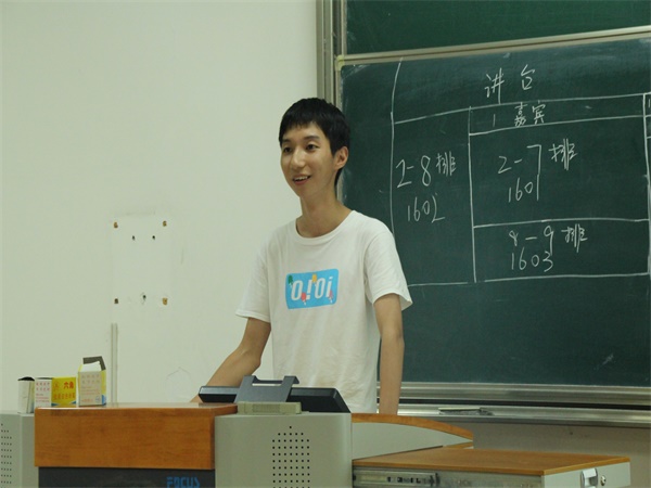 【药学院】感怀于相授，知新助远航——记药学院2016新老生交流会圆满结束