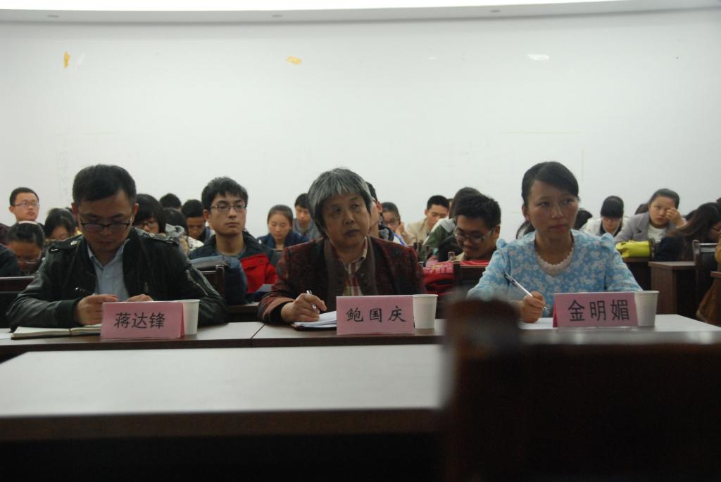 【环土学院】心存感恩 回报社会——无锡市民政局“薪火相传报告团”走进环土学院开展感恩教育活动