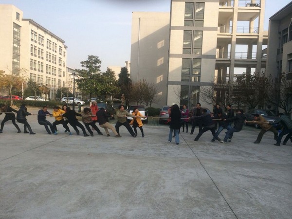 【环土学院】健康生活，快乐工作——记环土学院教职工趣味运动会实况