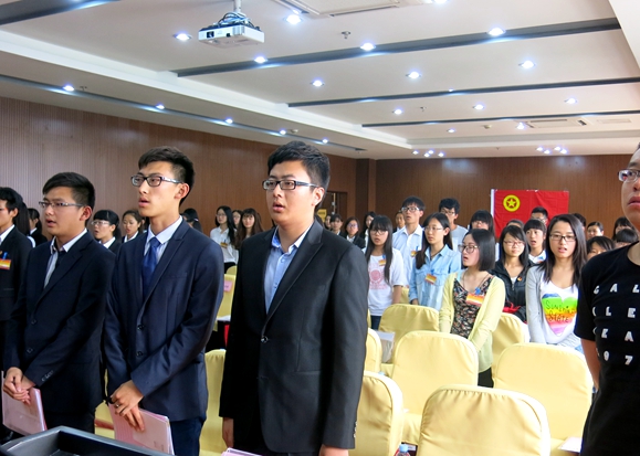 【医学院】团旗飘扬显风采  团徽闪耀奋激昂 ——记共青团江南大学无锡医学院第一次代表大会暨江南大学无锡医学院学院第四次学生代表大会隆重召开