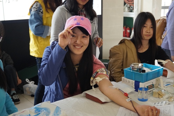 【生工学院】生工学子无偿献血，托起生命的太阳