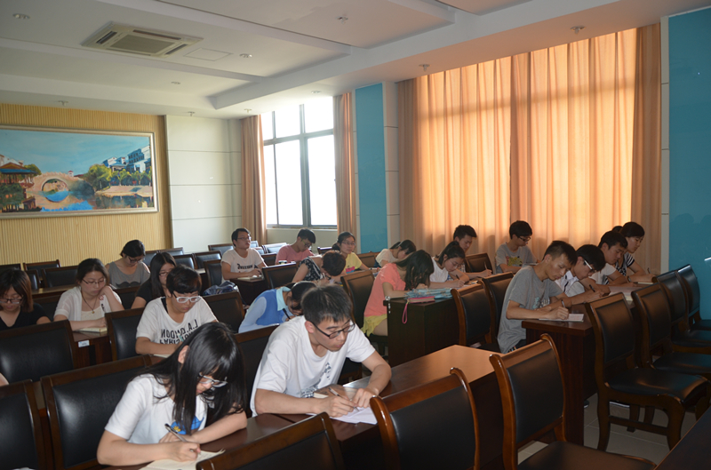 【药学院】树理想·讲道德·敢担当——药学院“道德讲堂”暨“三严三实”专题学习会顺利举办