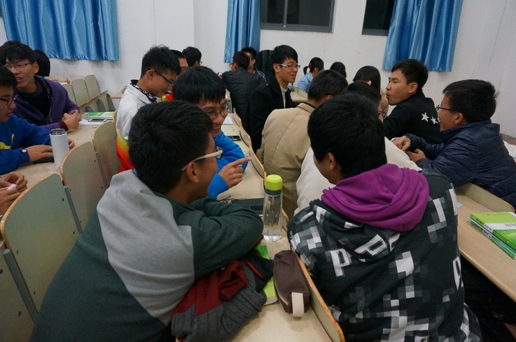 【理学院】实践出真知在行动，核心价值观记心间——理学院14级“习卷理院 魅丽不减”团日活动