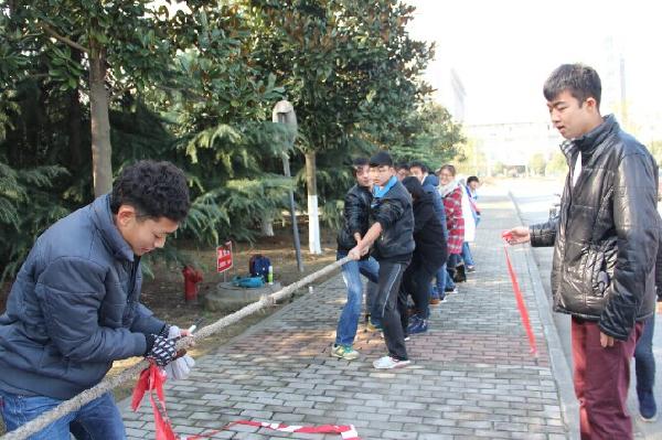 【化工学院】体验运动乐趣律动青春风采——记化工学院首届趣味运动会