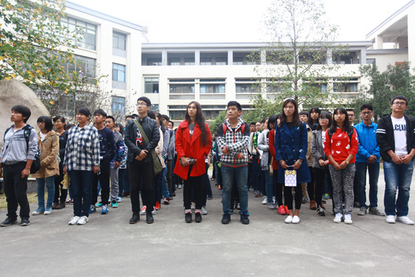 【物联网学院】秋风爽人意 科技振人心——物联网大学生创新实践基地十周年庆典活动暨科技文化节开幕式