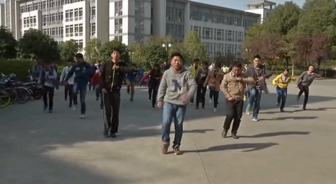 【物联网学院】快乐物联  闪入我心——江南大学物联网工程学院快闪活动
