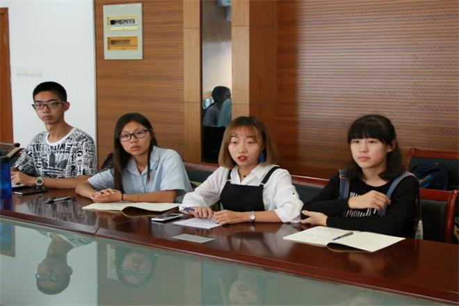 【纺服学院】纺织服装学院举办社会主义核心价值观明辨会