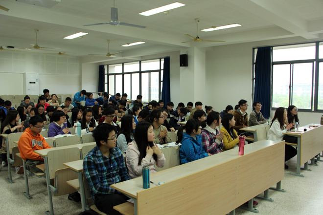 【化工学院】化工学院举行2016年爱卡企业奖学金颁奖典礼