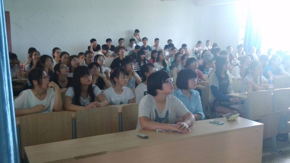 【药学院】学风总结展风采  军训动员为国防——药学院2014级学风总结会暨军训动员大会圆满结束