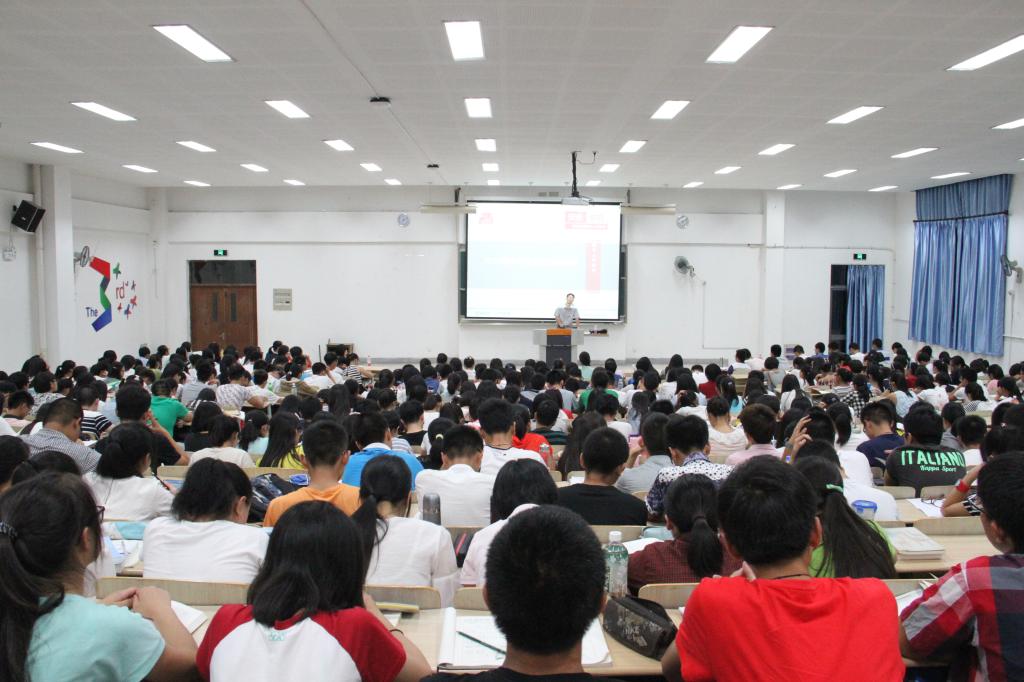 【食品学院】关注安全问题，共建平安校园