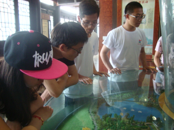 【物联网学院】走访镇江，探究智能科技旅游------物联网学院“智慧旅游，芯创未来”镇江实践团活动