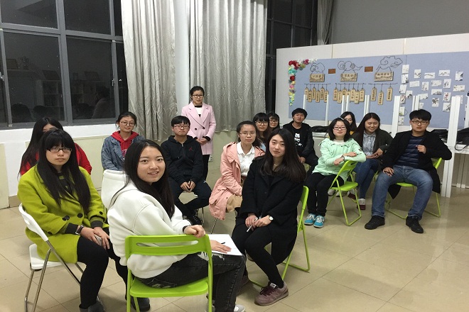 【人文学院】人文学院学生干部团体辅导活动顺利开展