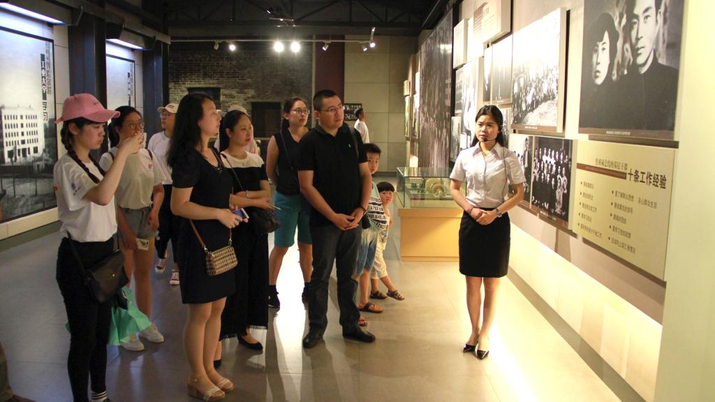 我校“走进兰考，走进焦裕禄”社会实践团赴河南兰考开展服务助力精准扶贫
