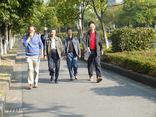 【物联网学院】物联网工程学院教职工徒步活动圆满开展