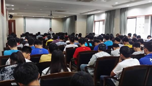 【机械学院】机械工程学院召开学业警告、学风督促会议