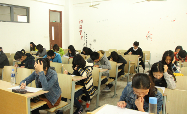 【药学院】智力的角逐,让思想擦出火花——“天，才知道”生命科学健康知识竞赛初赛圆满成功
