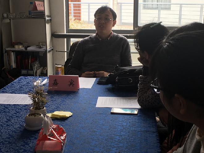 【法学院】法学院举行“真人图书馆”师生交流活动