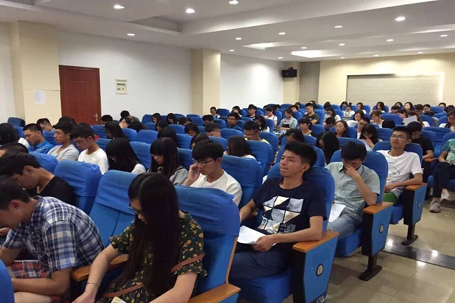 【人文学院】人文学院学习长征精神会议顺利开展