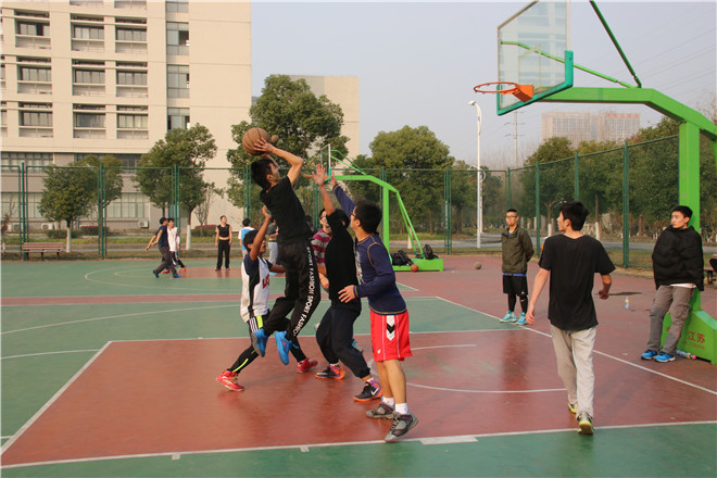 【数媒学院】数字媒体学院学生3v3篮球对抗赛圆满结束